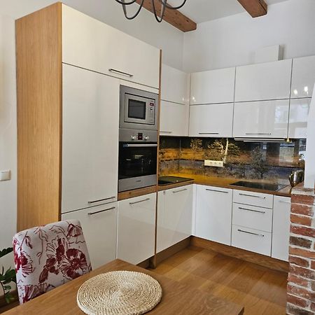 Arina Guest Apartment Kuressaare Kültér fotó